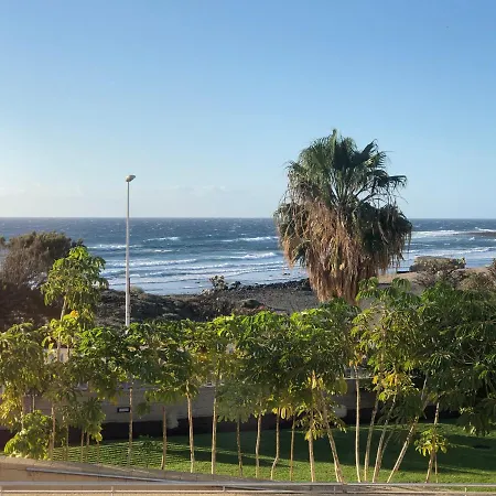 Martines Beachfront Ocean View דירה אל מדאנו