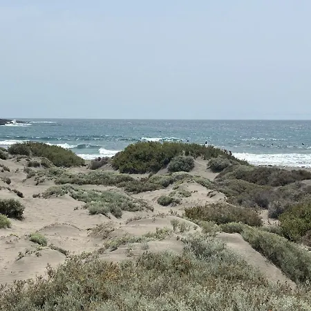 דירה Martines Beachfront Ocean View *